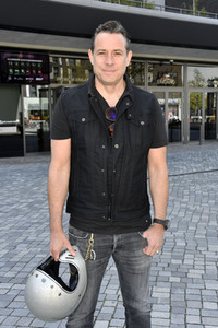 Fototermin für das Nothilfe-Projekt #hierspieltdiemusik in Berlin