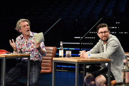 Fototermin für das Nothilfe-Projekt #hierspieltdiemusik in Berlin