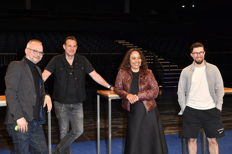 Fototermin für das Nothilfe-Projekt #hierspieltdiemusik in Berlin