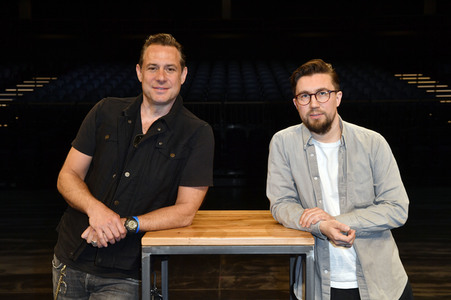 Fototermin für das Nothilfe-Projekt #hierspieltdiemusik in Berlin