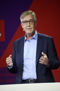 Bekanntgabe der Spitzenkandidatur der Partei Die Linke zur Bundestagswahl in Berlin