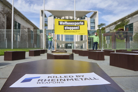 Greenpeace-Protest gegen Rüstungsindustrie in Berlin