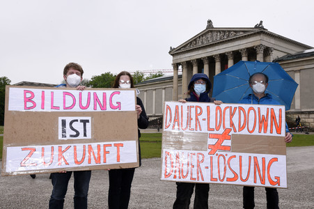 Demo 'Aufstehen für Kultur 2' in München
