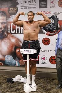 Wiegen zur ECB Fightnight in Köln