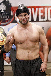 Wiegen zur ECB Fightnight in Köln