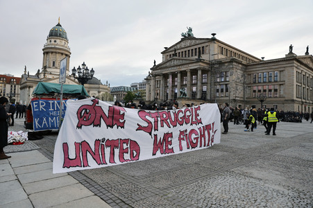 Demonstration für den Erhalt von 'Köpi 137' in Berlin