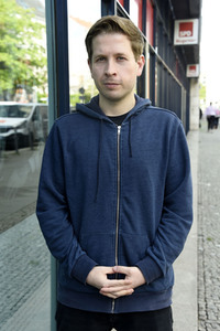 SPD-Aktion Hissung der Regenbogenflagge in Berlin