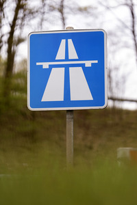 Symbolfoto Autobahnauffahrt