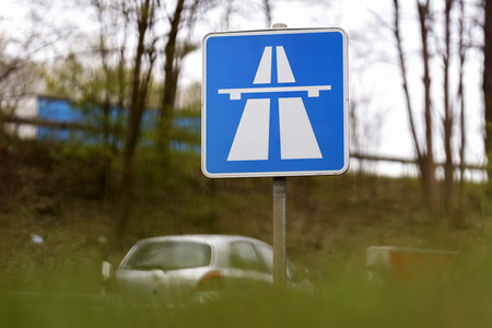 Symbolfoto Autobahnauffahrt