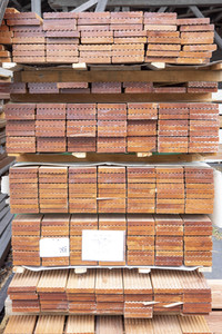 Symbolfoto Holzknappheit