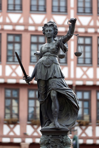 Symbolfoto Justitia