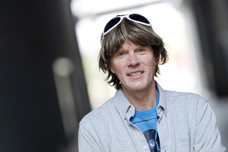 Mallorca-Stars überreichen Spendenscheck an Die Arche in Köln