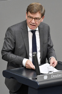 229. Sitzung des Deutschen Bundestages in Berlin