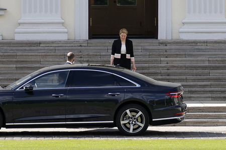 Fototermin mit Frank-Walter Steinmeier, Franziska Giffey und Christine Lambrecht in Berlin