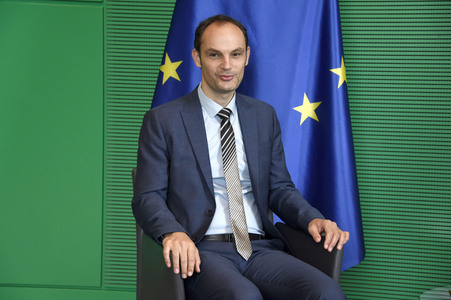 Wolfgang Schäuble empfängt den Außenminister von Slowenien in Berlin