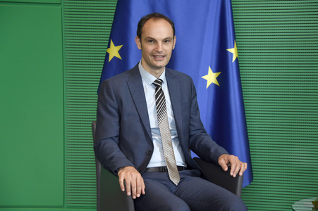 Wolfgang Schäuble empfängt den Außenminister von Slowenien in Berlin