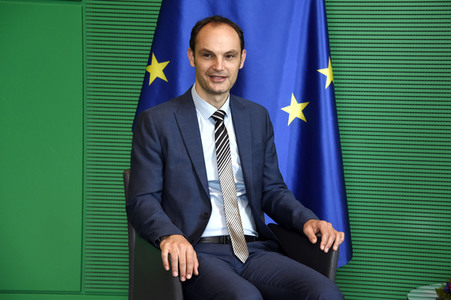 Wolfgang Schäuble empfängt den Außenminister von Slowenien in Berlin