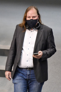 230. Sitzung des Deutschen Bundestages in Berlin