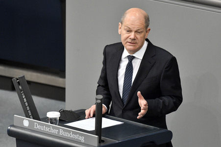 230. Sitzung des Deutschen Bundestages in Berlin