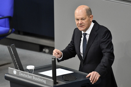 230. Sitzung des Deutschen Bundestages in Berlin