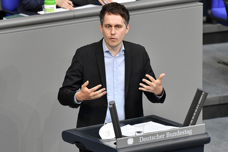 230. Sitzung des Deutschen Bundestages in Berlin