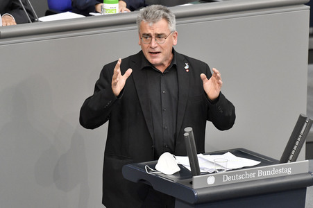 230. Sitzung des Deutschen Bundestages in Berlin