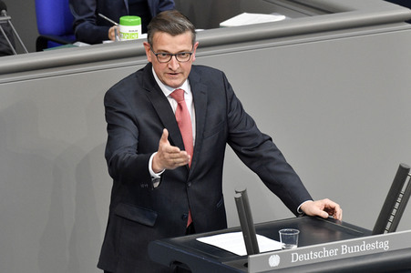 230. Sitzung des Deutschen Bundestages in Berlin