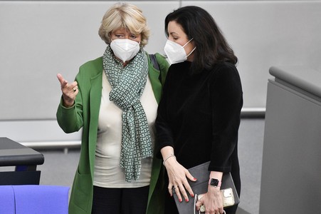 230. Sitzung des Deutschen Bundestages in Berlin