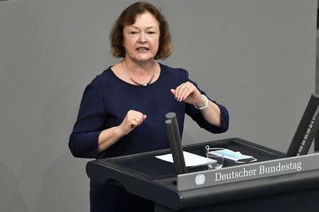 230. Sitzung des Deutschen Bundestages in Berlin