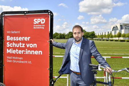 Fototermin der SPD zur sozialdemokratischen Erfolgsbilanz in Berlin