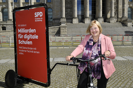 Fototermin der SPD zur sozialdemokratischen Erfolgsbilanz in Berlin