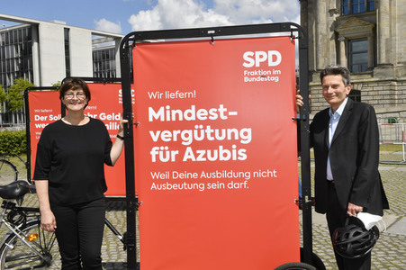 Fototermin der SPD zur sozialdemokratischen Erfolgsbilanz in Berlin