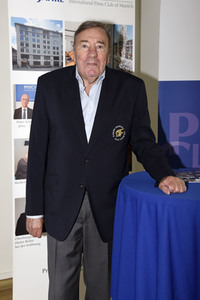 Pressekonferenz zum 1. digitalen Jugendpreis 2021 in München