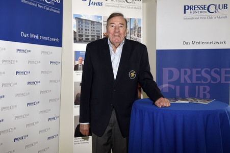 Pressekonferenz zum 1. digitalen Jugendpreis 2021 in München