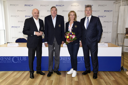 Pressekonferenz zum 1. digitalen Jugendpreis 2021 in München