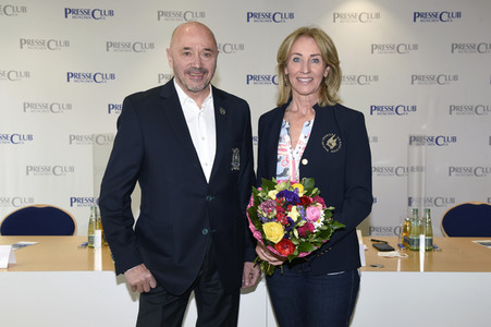 Pressekonferenz zum 1. digitalen Jugendpreis 2021 in München