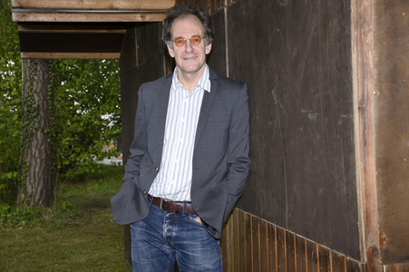 Online-Auftritt von Chin Meyer in Haar