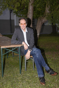 Online-Auftritt von Chin Meyer in Haar