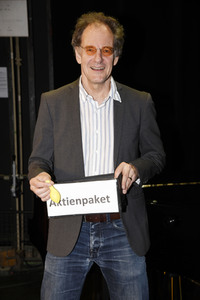 Online-Auftritt von Chin Meyer in Haar