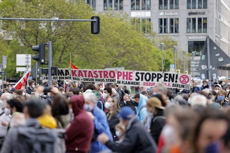 Demonstration gegen Mietenwahnsinn in Berlin