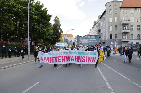 Demonstration gegen Mietenwahnsinn in Berlin