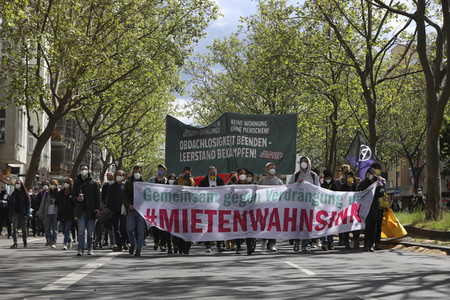 Demonstration gegen Mietenwahnsinn in Berlin
