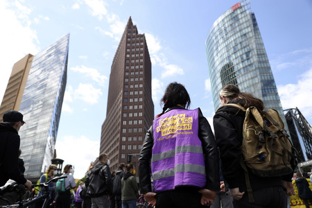 Demonstration gegen Mietenwahnsinn in Berlin