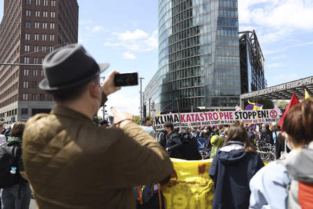 Demonstration gegen Mietenwahnsinn in Berlin