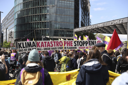Demonstration gegen Mietenwahnsinn in Berlin
