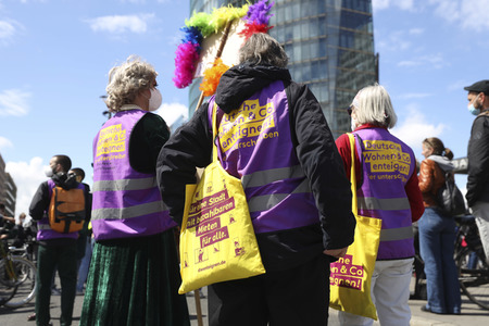Demonstration gegen Mietenwahnsinn in Berlin