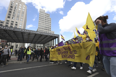 Demonstration gegen Mietenwahnsinn in Berlin