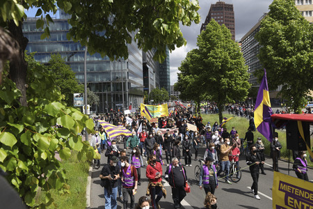 Demonstration gegen Mietenwahnsinn in Berlin