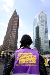 Demonstration gegen Mietenwahnsinn in Berlin