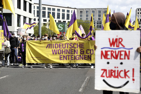 Demonstration gegen Mietenwahnsinn in Berlin